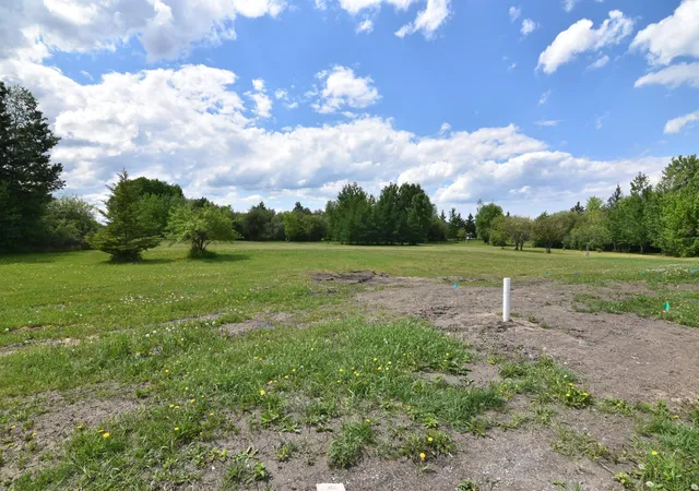 Photo 4 of Single family home for sale at 319 3rd Avenue SW, Baudette, MN 56623 | MLS# 7065809 | Listing updated on 2026-09-13