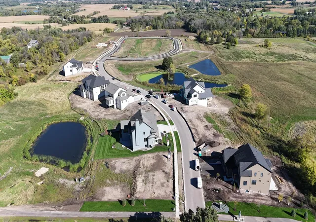 Photo 2 of Mansion for sale at 4410 Brindle Dr, Hamel, MN 55340 | MLS# 7065878 | Listing updated on 2026-09-28