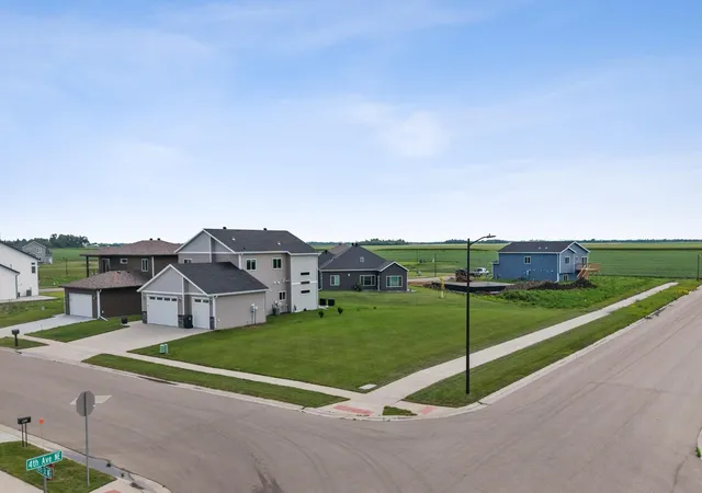 Photo 42 of Single family home for sale at 403 16th Street Ne, Dilworth, MN 56529 | MLS# 7065945 | Listing updated on 2026-08-27
