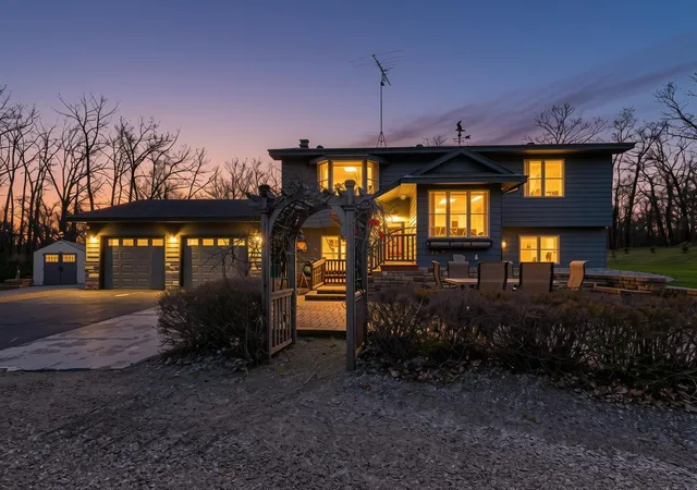 1st image of 32062 742nd Ave, South Haven, MN 55382 | MLS# 7065967
