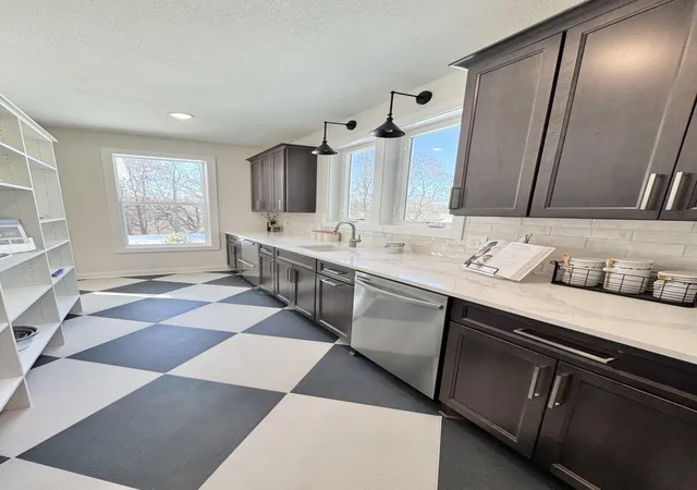 Homes for sale in Lake Elmo, MN | 3644 Knightsbridge Ln, Lake Elmo, MN 55042 | MLS# 7066082