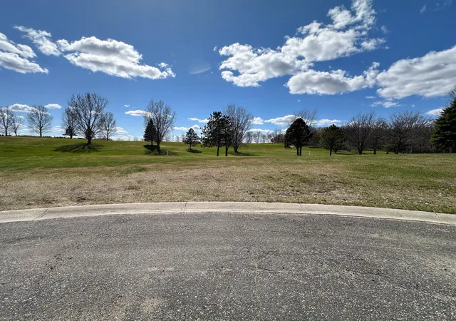 5th image of 994 Links Wy N, Perham, MN 56573 | MLS# 7066156