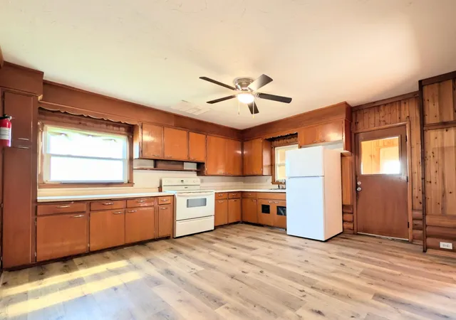Homes for sale in Montgomery, MN | 513 4th St Sw, Montgomery, MN 56069 | MLS# 7066210