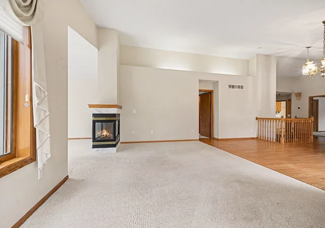 Homes for sale in Woodbury, MN | 8819 Stonebrooke Ct, Woodbury, MN 55125 | MLS# 7066259