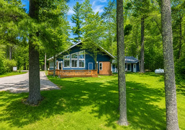Photo 2 of Single family home for sale at 7042n Lake Shore Dr, Couderay, WI 54828 | MLS# 7066273 | Listing updated on 2026-10-15
