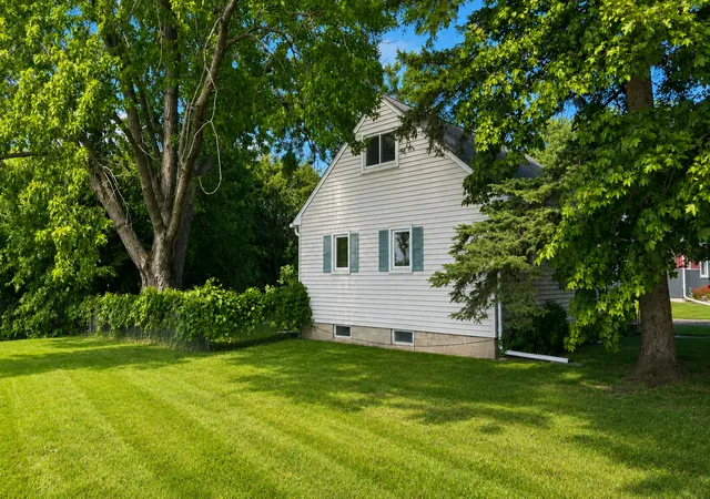 Homes for sale in Woodbury, MN | 6032 Upper Afton Rd, Woodbury, MN 55125 | MLS# 7066365