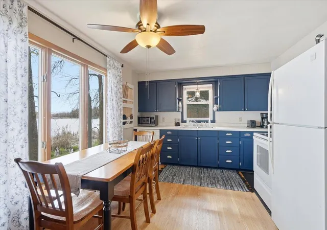 5th image of 250 Magnor Lake Ct, Clayton, WI 54004 | MLS# 7066394