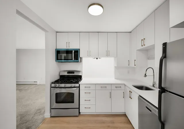 2nd image of 7500 Cahill Rd, Edina, MN 55439