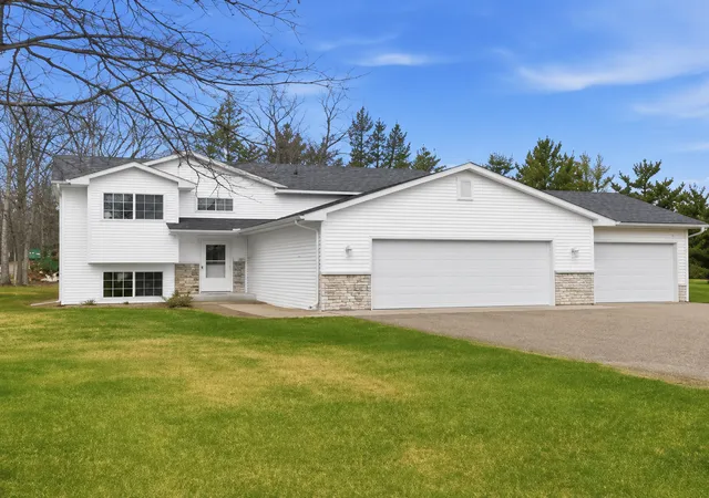 Homes for sale in Baxter, MN | 11825 Joneswood Dr, Baxter, MN 56425 | MLS# 7066457