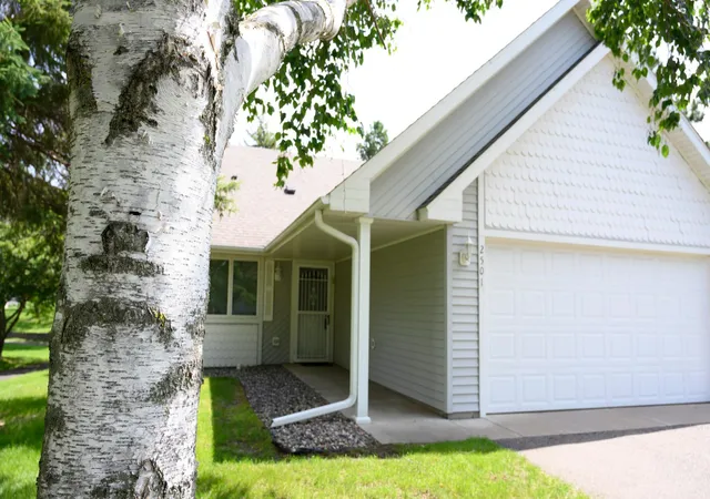Homes for sale in Brainerd, MN | 2501 Woodridge Ln, Brainerd, MN 56401 | MLS# 7066472