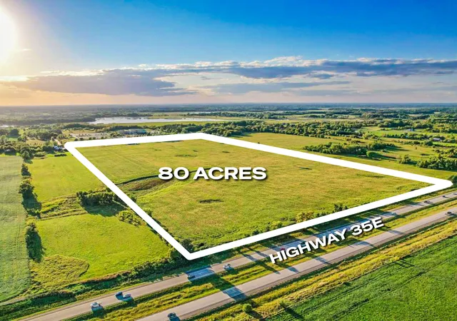 2nd image of 7766 20th Ave, Hugo, MN 55038 | MLS# 7066510