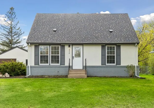 Homes for sale in New Brighton, MN | 2216 Thorndale Ave, New Brighton, MN 55112 | MLS# 7066579