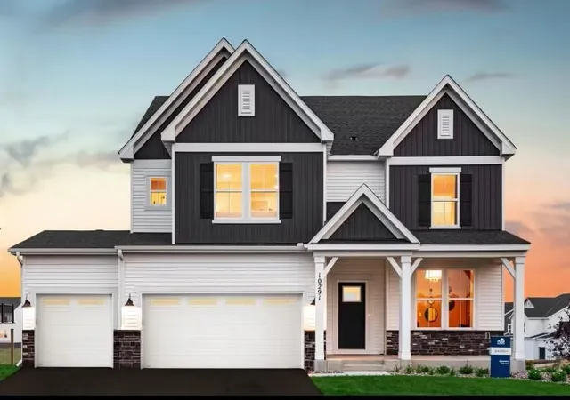 1st image of 10259 Mcgregor Blvd, Saint Paul, MN 55129 | MLS# 7066677