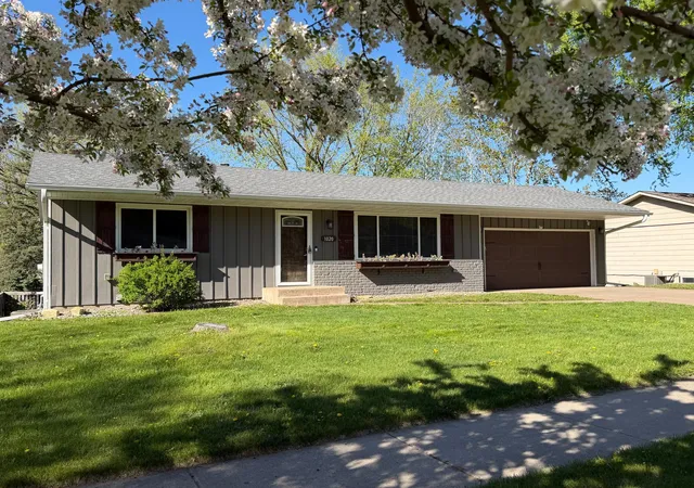 1st image of 1020 Pioneer Rd, Red Wing, MN 55066 | MLS# 7066719