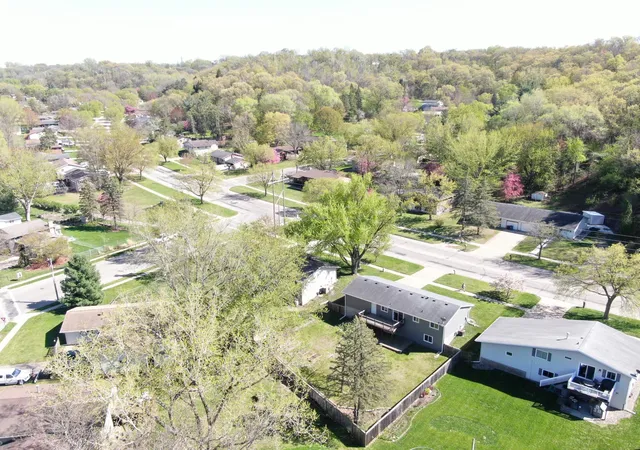 28th image of 1020 Pioneer Rd, Red Wing, MN 55066 | MLS# 7066719