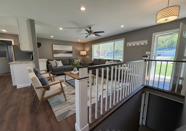 3rd image of 1020 Pioneer Rd, Red Wing, MN 55066 | MLS# 7066719