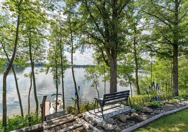 4th image of 37099 Olson Dr, Sturgeon Lake, MN 55783 | MLS# 7066724