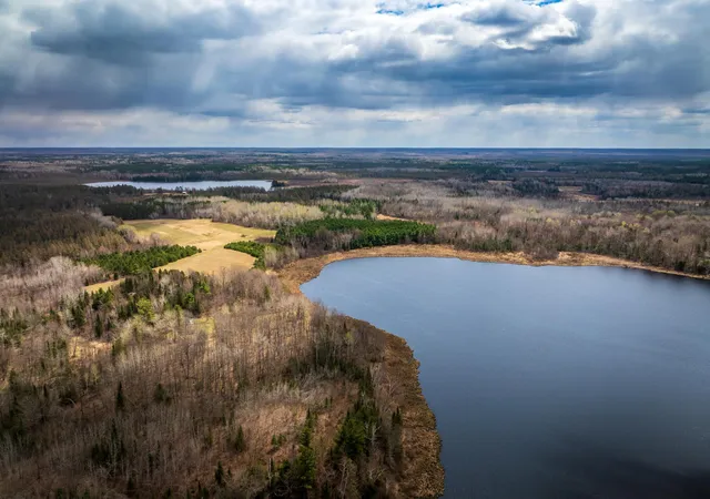 2nd image of 93001 Delong Rd, Wrenshall, MN 55749 | MLS# 7066771