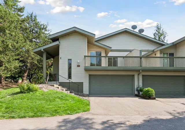 Homes for sale in Eden Prairie, MN | 9521 Hartford Cir, Eden Prairie, MN 55347 | MLS# 7066783