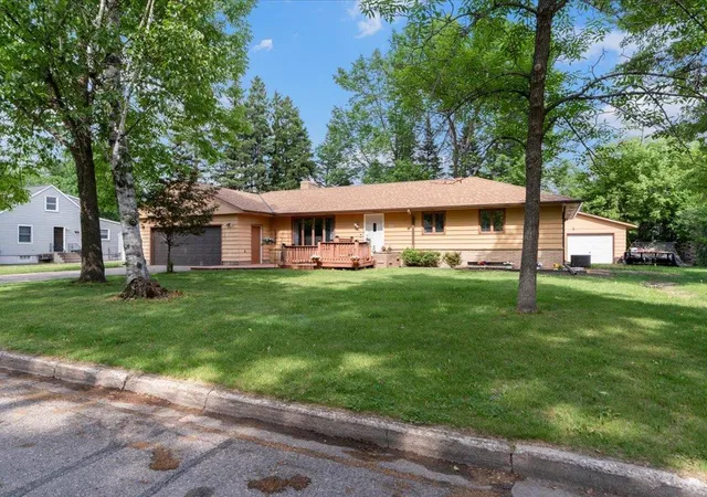 Photo 2 of Single family home for sale at 1829 Graydon Ave, Brainerd, MN 56401 | MLS# 7066806 | Listing updated on 2026-08-19