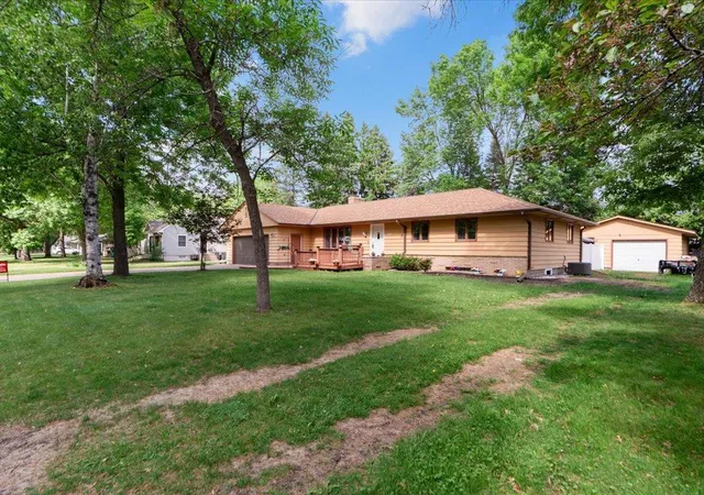 Photo 3 of Single family home for sale at 1829 Graydon Ave, Brainerd, MN 56401 | MLS# 7066806 | Listing updated on 2026-08-19