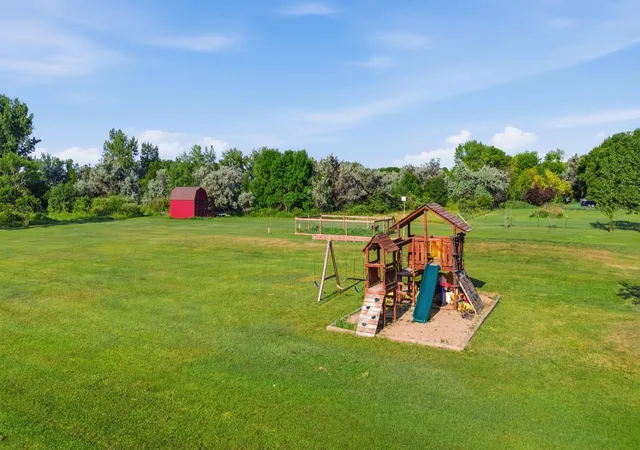 Photo 4 of Single family home for sale at 14237 30th Avenue S, Glyndon, MN 56547 | MLS# 7066953 | Listing updated on 2026-10-02