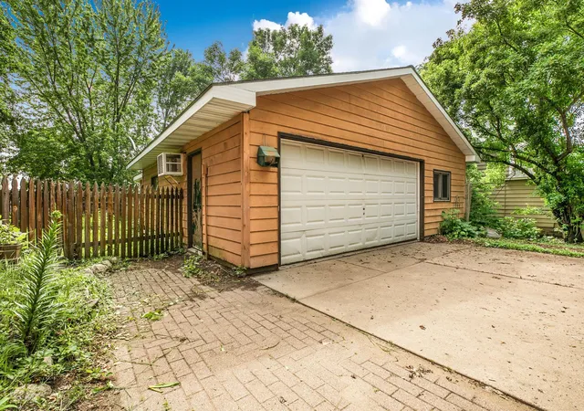 5th image of 250 2Nd St, Dassel, MN 55325 | MLS# 7067074