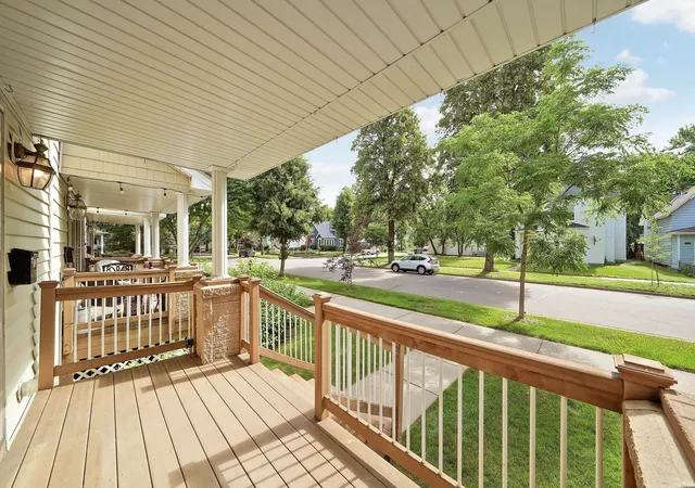 3rd image of 1820 Quincy St Ne #A, Minneapolis, MN 55418 | MLS# 7067076