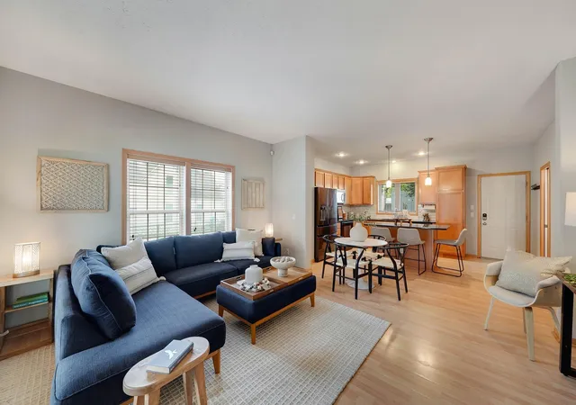 5th image of 1820 Quincy St Ne #A, Minneapolis, MN 55418 | MLS# 7067076