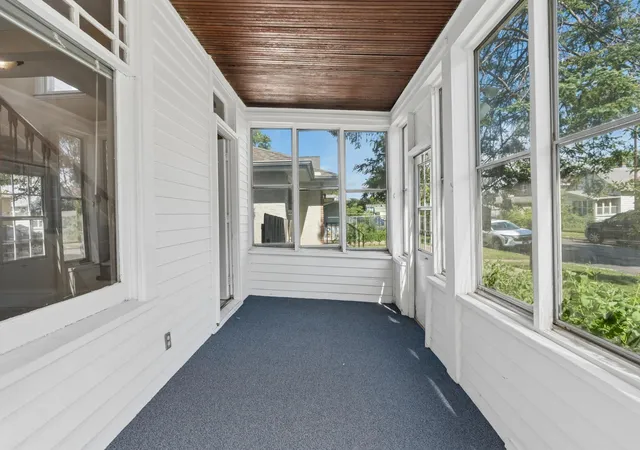 2nd image of 1145 Beech St, Saint Paul, MN 55106 | MLS# 7067311
