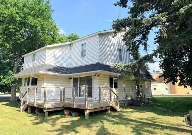 Photo 1 of Single family home for sale at 451 Paul Ave, Lake Wilson, MN 56151 | MLS# 7067332 | Listing updated on 2026-07-21