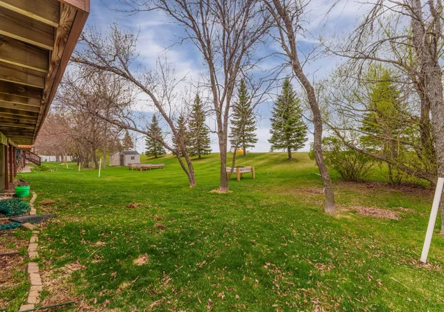 Homes for sale in West Fargo, ND | 1652 10th St W, West Fargo, ND 58078 | MLS# 7067338