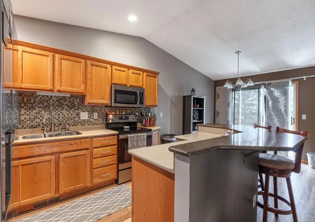 Homes for sale in West Fargo, ND | 1652 10th St W, West Fargo, ND 58078 | MLS# 7067338