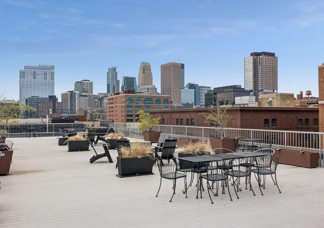 2nd image of 700 Washington Ave N, Minneapolis, MN 55401