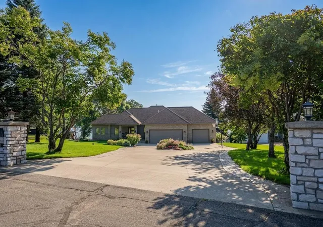 Photo 1 of Single family home for sale at 5979 24th Street Ne, Willmar, MN 56201 | MLS# 7067439 | Listing updated on 2026-08-27