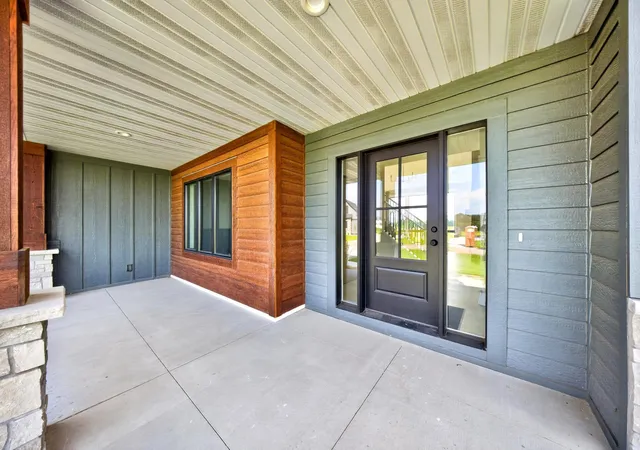 Photo 3 of Single family home for sale at 2762 Mayo Prairie Ln Sw, Rochester, MN 55902 | MLS# 7067479 | Listing updated on 2026-10-06