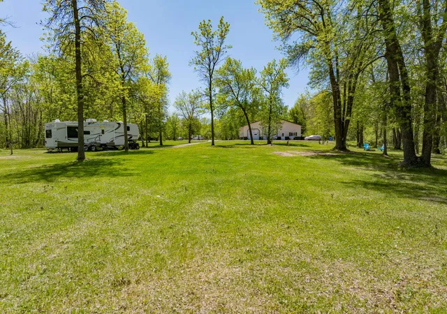 3rd image of 34612 Rebel Beach Rd, Cohasset, MN 55721 | MLS# 7067525
