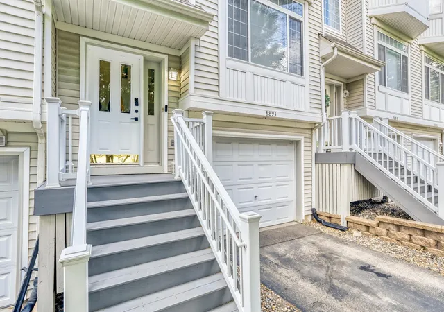 Homes for sale in Inver Grove Heights, MN | 8893 Brunell Wy #2002, Inver Grove Heights, MN 55076 | MLS# 7067536