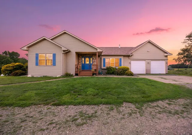 Photo 2 of Single family home for sale at 2490 Deer Dr, Rush City, MN 55069 | MLS# 7067662 | Listing updated on 2026-10-05