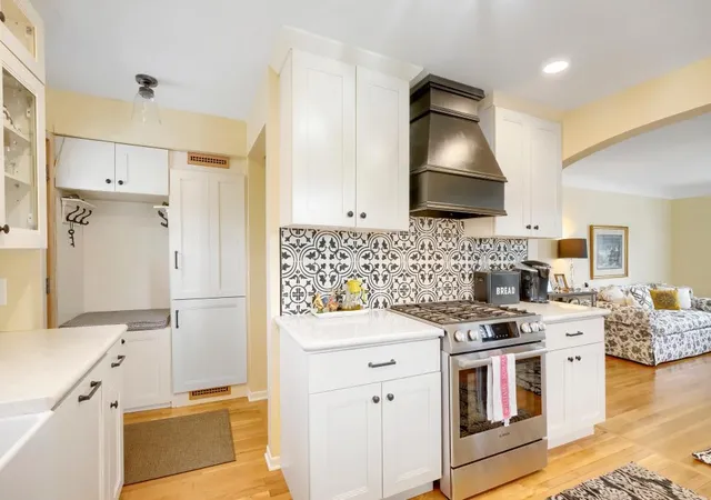4th image of 3225 Alabama Ave S, Minneapolis, MN 55416 | MLS# 7067684