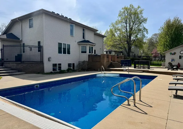 image of 2667 Waterford Ct, Saint Cloud, MN 56301 | MLS# 7067685