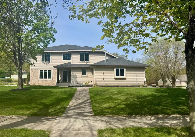 image of 2667 Waterford Ct, Saint Cloud, MN 56301 | MLS# 7067685