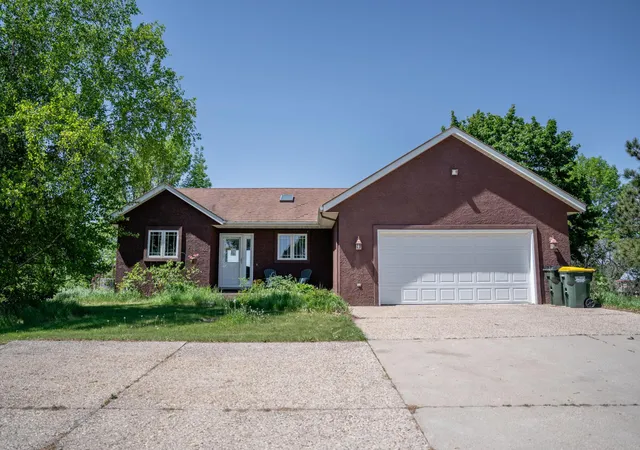 Homes for sale in Spicer, MN | 5795 109th Ave Ne, Spicer, MN 56288 | MLS# 7067702