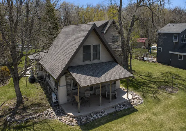 Photo 3 of Single family home for sale at 39409 Clearmont Rd, Battle Lake, MN 56515 | MLS# 7067717 | Listing updated on 2026-09-01