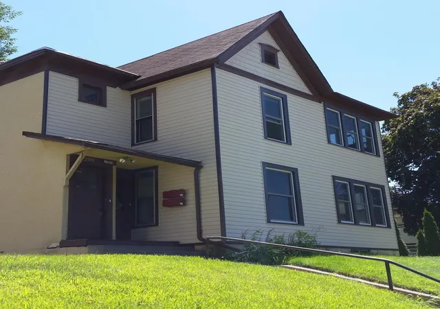 3rd image of 2309 Buchanan St Ne, Minneapolis, MN 55418 | MLS# 7067789