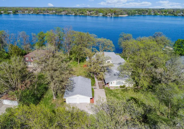 Photo 3 of Single family home for sale at 1007 Van Dyke Rd Nw, Alexandria, MN 56308 | MLS# 7067903 | Listing updated on 2026-08-27