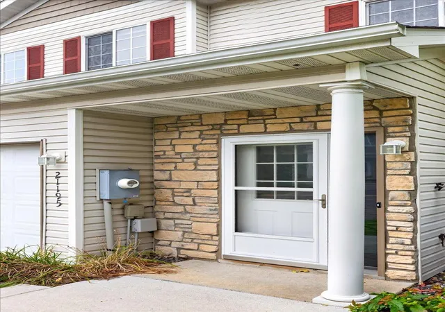 Photo 1 of Single family home for sale at 21195 N Clydesdale Curv, Forest Lake, MN 55025 | MLS# 7067910 | Listing updated on 2026-10-02