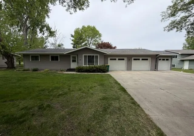 Homes for sale in Litchfield, MN | 608 S Donnelly Ave, Litchfield, MN 55355 | MLS# 7067918