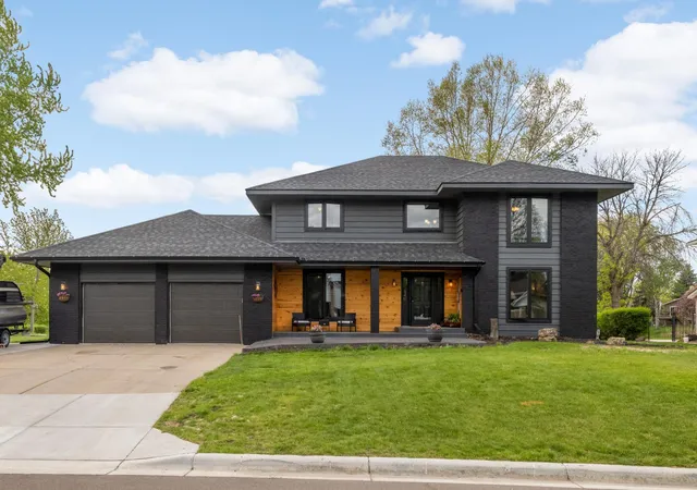 Photo 1 of Single family home for sale at 1840 Brittany Rd, Hastings, MN 55033 | MLS# 7067924 | Listing updated on 2026-09-20