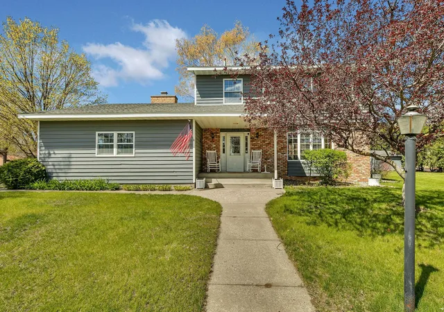 1st image of 2973 Aurora Ln, Saint Cloud, MN 56303 | MLS# 7067962